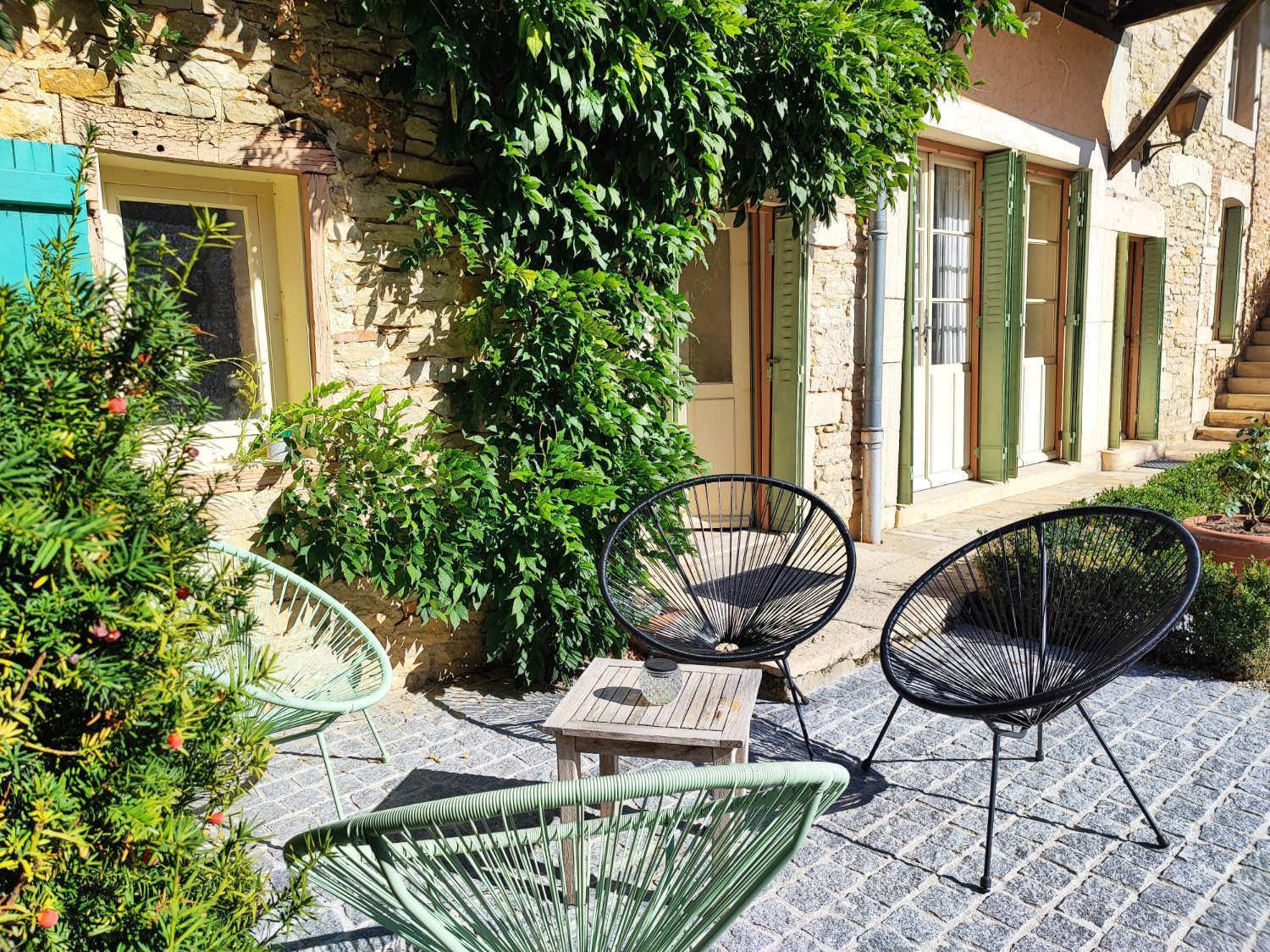 La Dominotte Bed & Breakfast Demigny Room photo