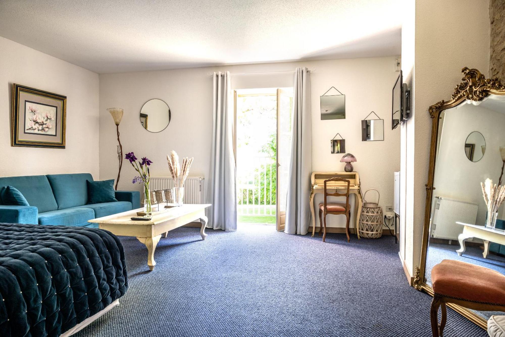La Dominotte Bed & Breakfast Demigny Room photo