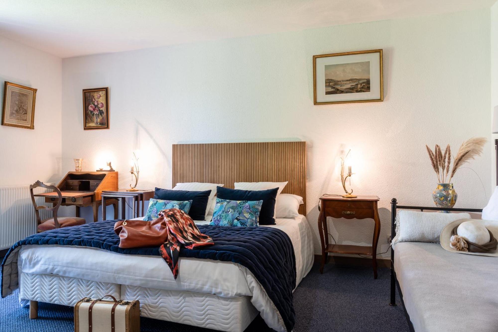 La Dominotte Bed & Breakfast Demigny Room photo