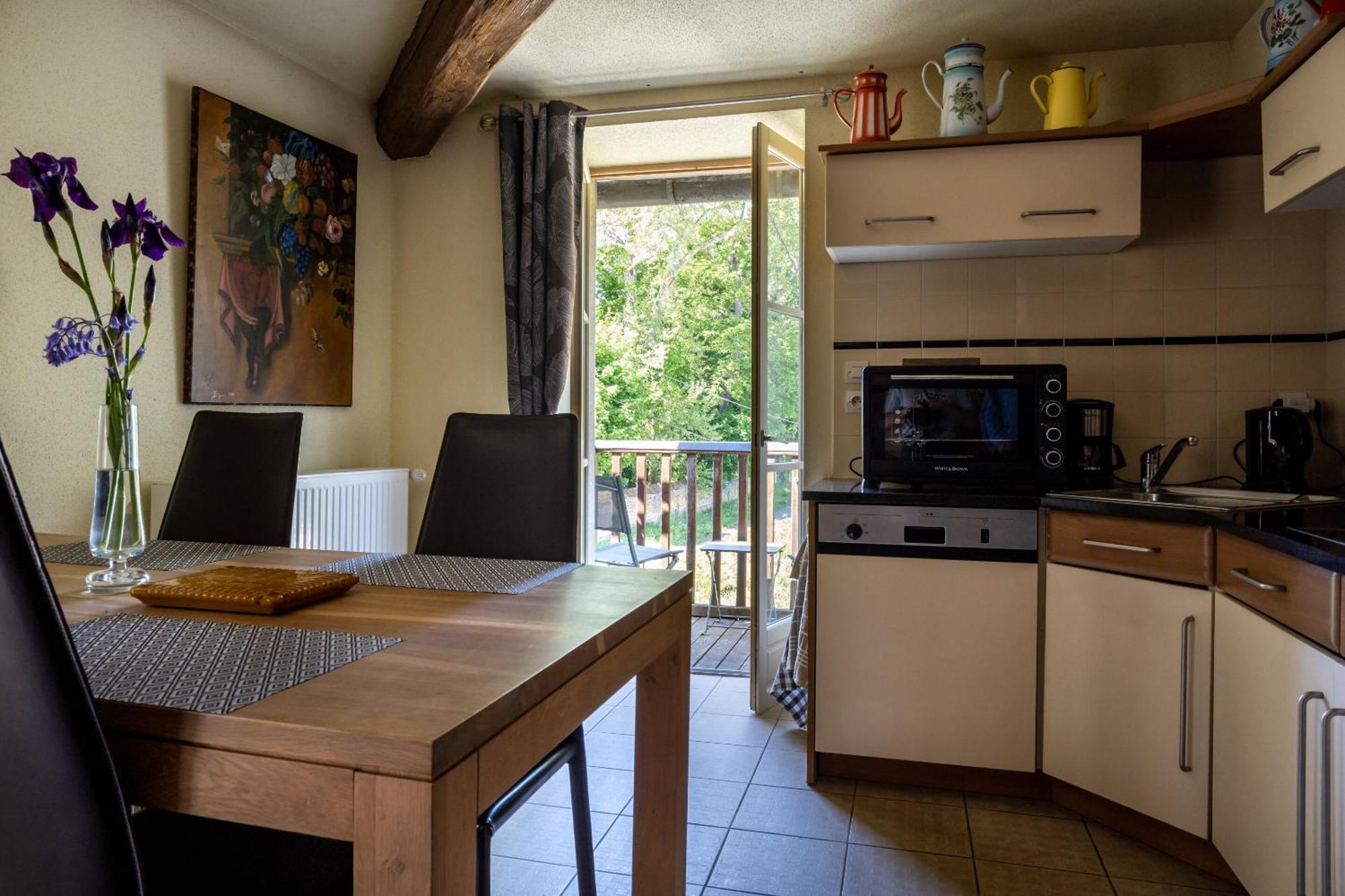 La Dominotte Bed & Breakfast Demigny Room photo