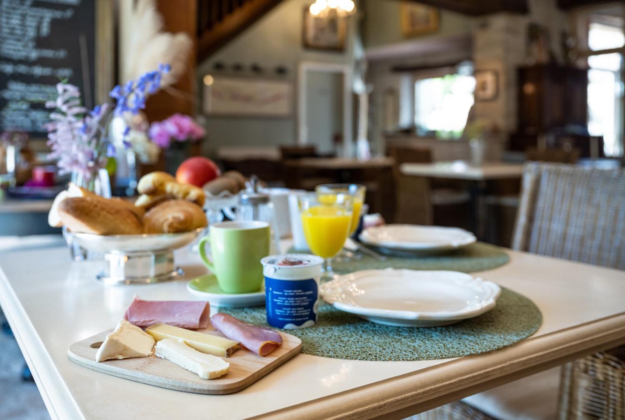 La Dominotte Bed & Breakfast Demigny Exterior photo